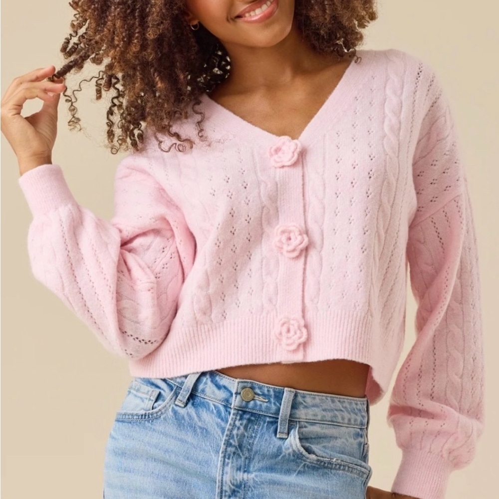 Altar’d State~ Light Pink V-Neck Cropped Cable Cardigan with Floral Buttons